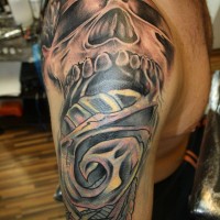 Ricky BRONX Tattoo Studio 7